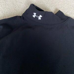 Black men’s Under Armour turtleneck. Size men’s L.